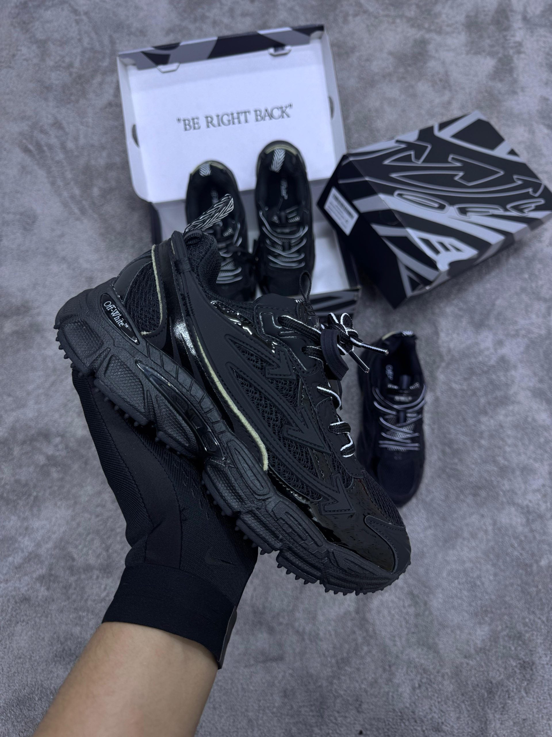 OFF-WHITE Be Right