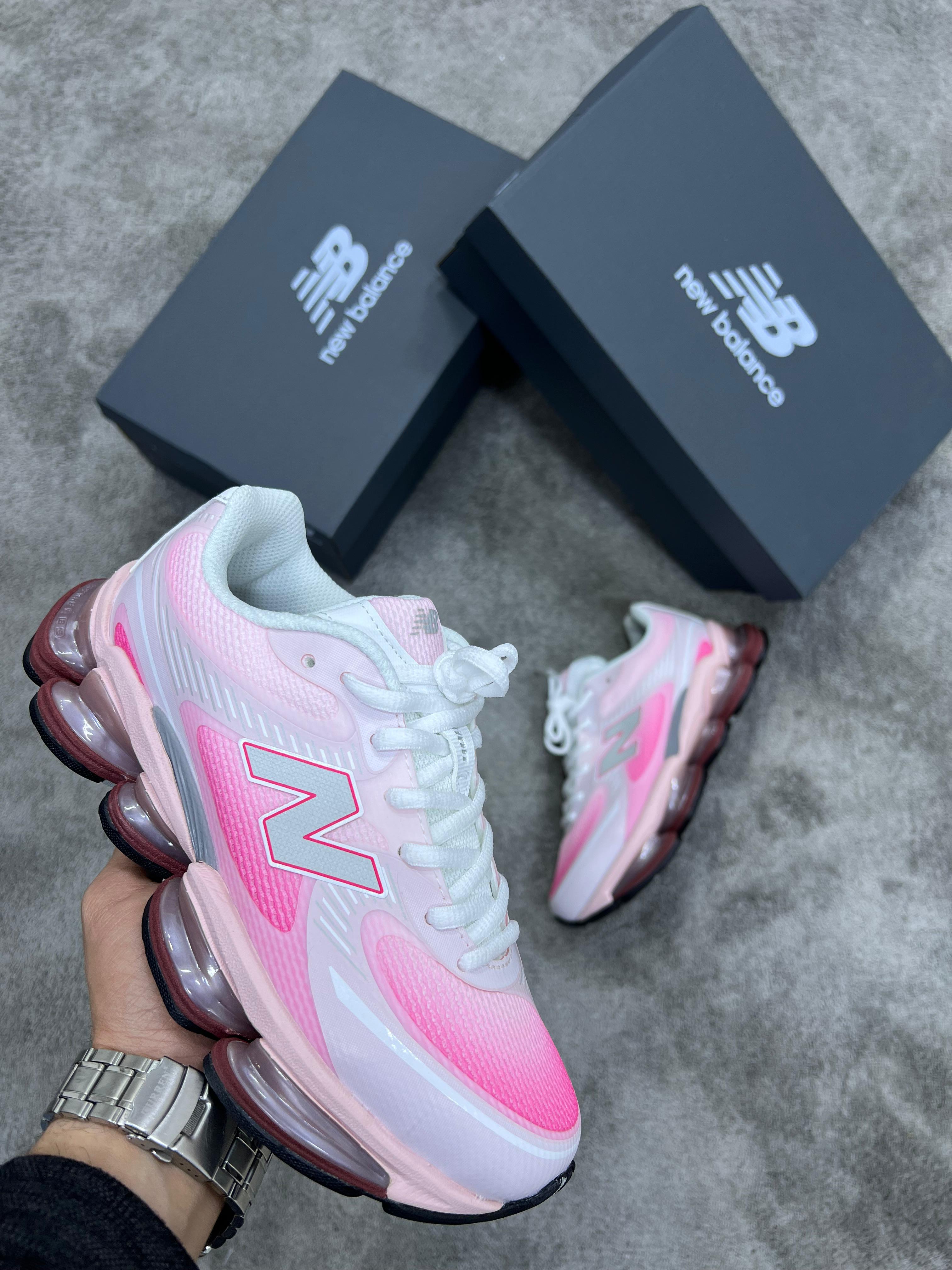 New Balance 2000