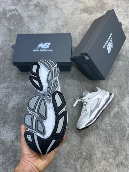 New Balance  2000